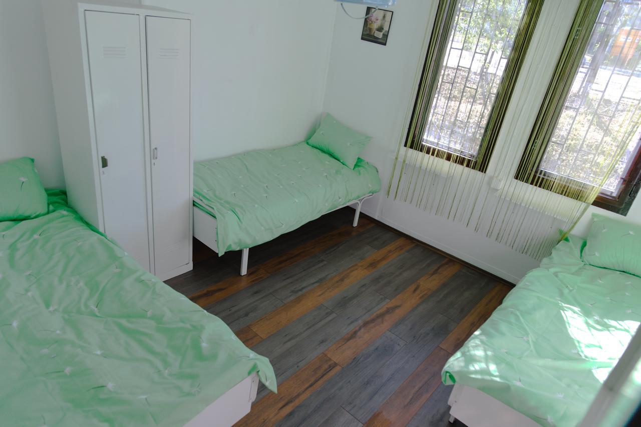 Hostel Belgrade Shungit Dragana Jeftica Br 10 المظهر الخارجي الصورة